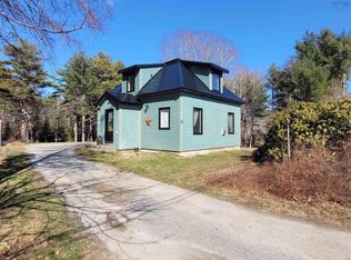 35 McDonald Rd, Queens, NS B0T 1K0