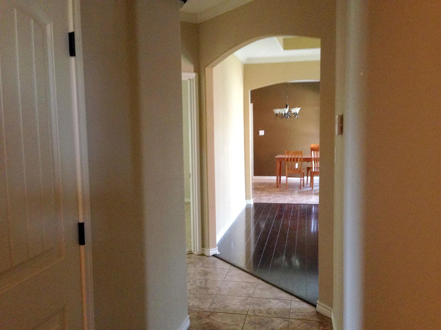 4213 Candace — Photo 3