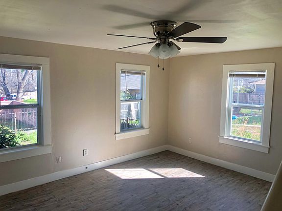 4th image of 613 W Avenue D APT G