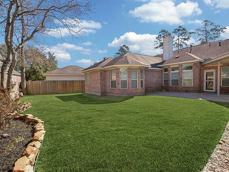 214 Spring Lakes Hvn — Photo 24