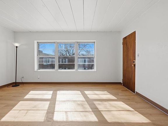 4th image of 7 Sherman Terrace #6