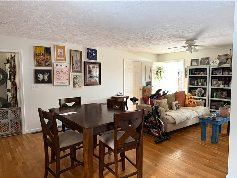 1312 Kirkwood Dr — Photo 3