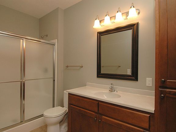 4th image of 287 Langworthy Ln