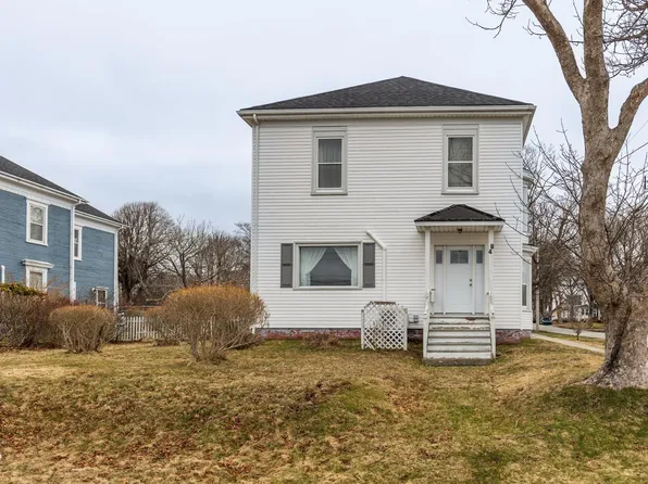 48 Albert St, Yarmouth, NS B5A 3N6