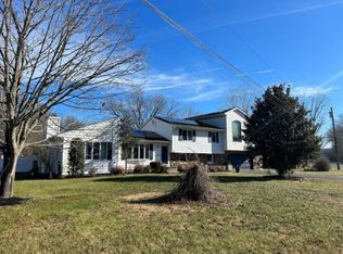 39 W Secluded Ln, Rio Grande, NJ 08242