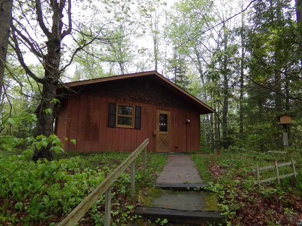 6735 S Old Highway 11 Rd, South Range, WI 54874