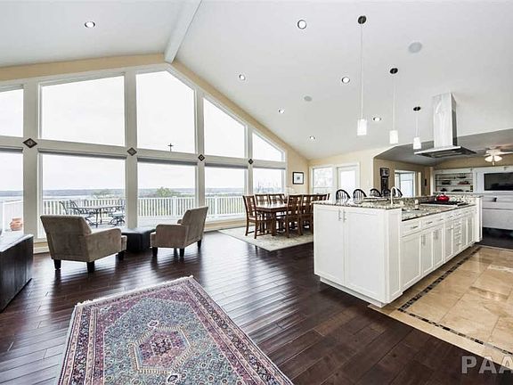 2nd image of 6830 N Skyline Dr