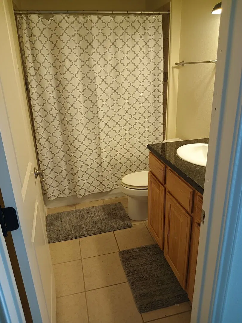 6810 Deatonhill Dr — Photo 1