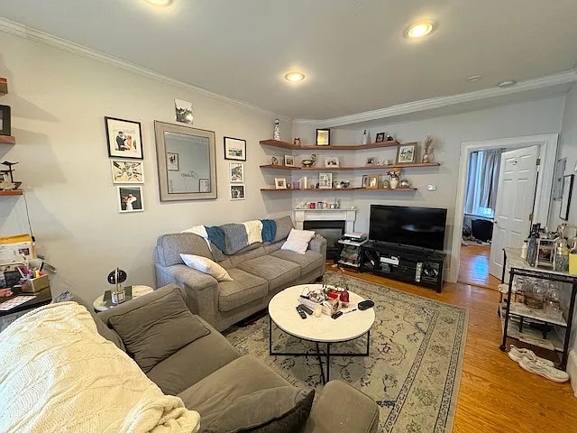 137 M St #2 — Photo 2