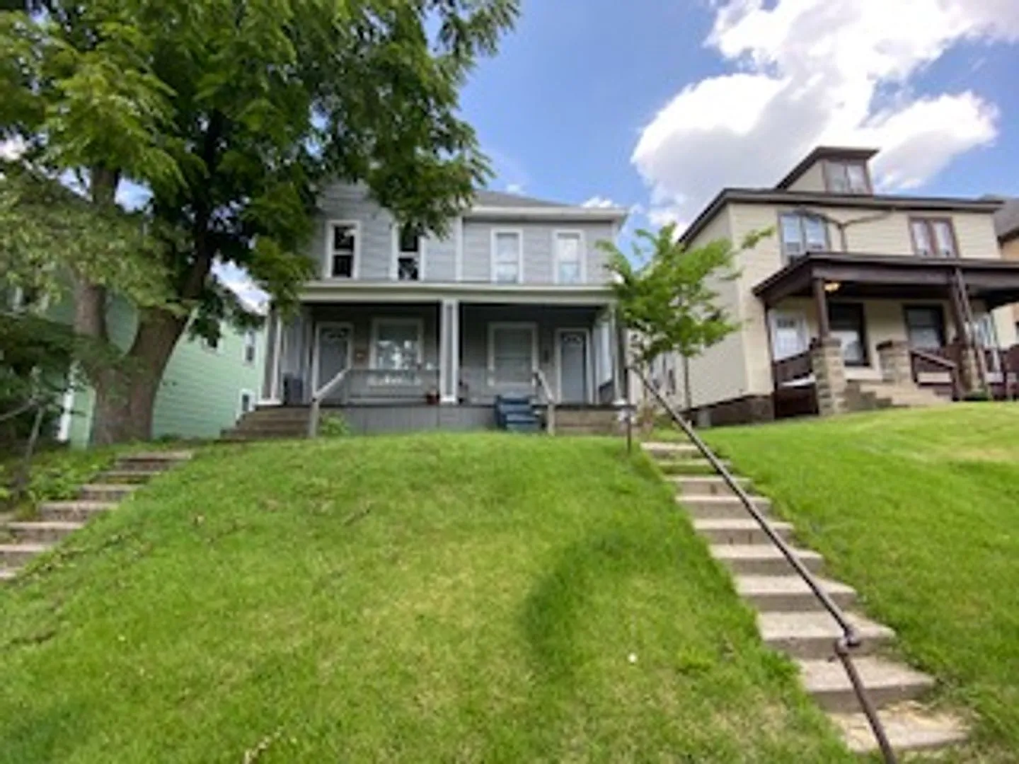 92 W Maynard Ave — Photo 2