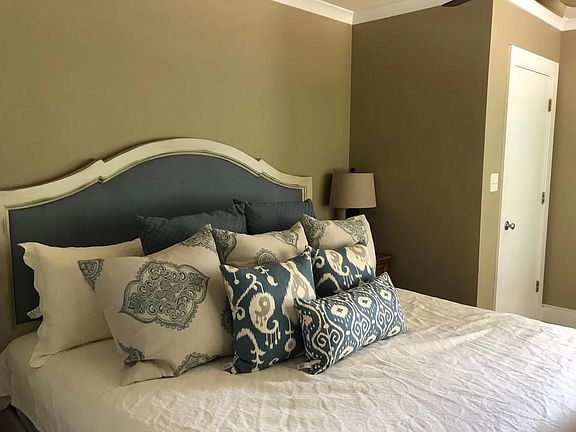 Guest Room (king size)