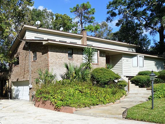 2nd image of 55 Sandpiper Ln
