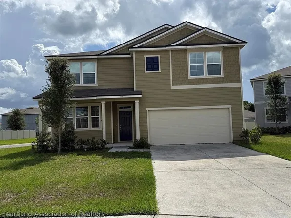 2111 Denton Trce, Green Cove Springs, FL 32043