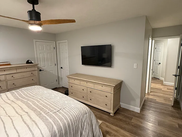 1011 Greystone Cir — Photo 44