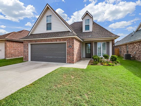 2nd image of 318 Benedict Dr