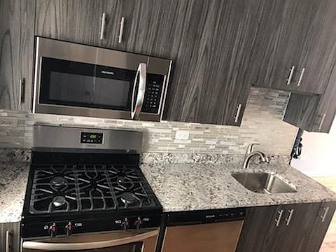 4th image of 5126 S Dorchester Ave #3