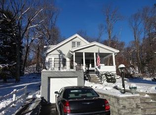 32 Oneida Ave, Landing, NJ 07850