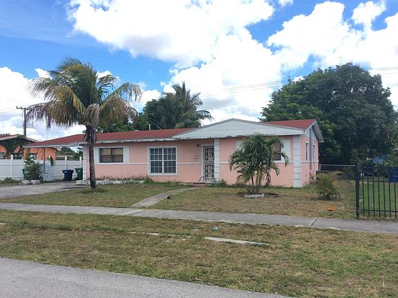 4th image of 761 NW 179th St