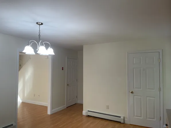 1178 Ohio St APT 2, Bangor, ME 04401