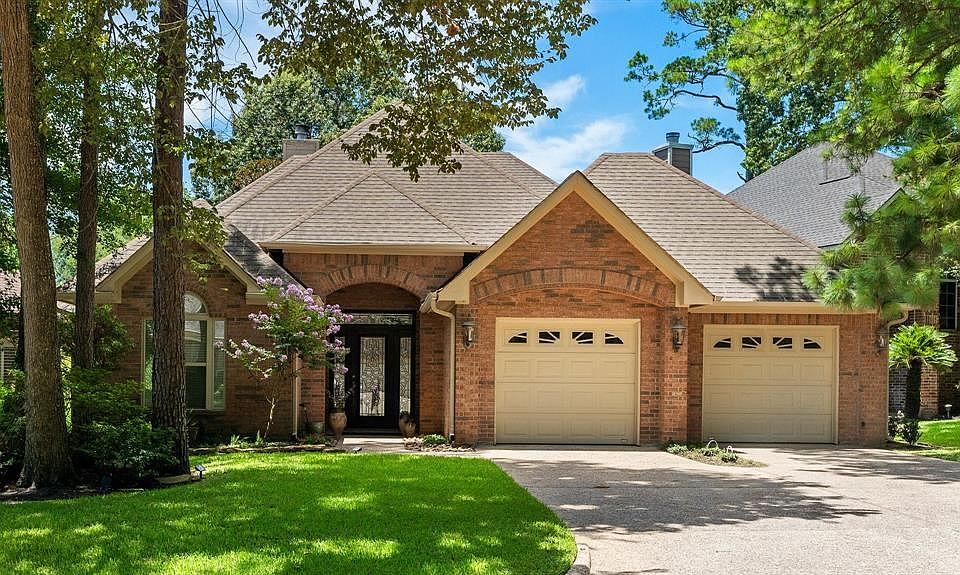 1st image of 3443 Country Club Dr