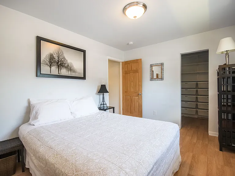 4145 Monroe Dr — Photo 5
