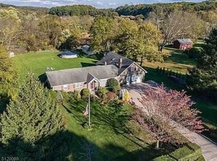 24 Deer Hill Rd, Lebanon, NJ 08833