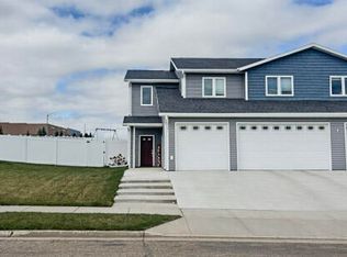 2501 6th Ave NW, Mandan, ND 58554