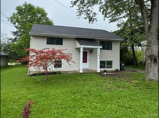 107 Melanee Dr, Oxford, OH 45056