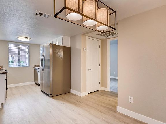 5th image of 4450 Sandy River Dr Unit 89