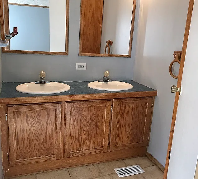 1318 Arborcrest Dr — Photo 7