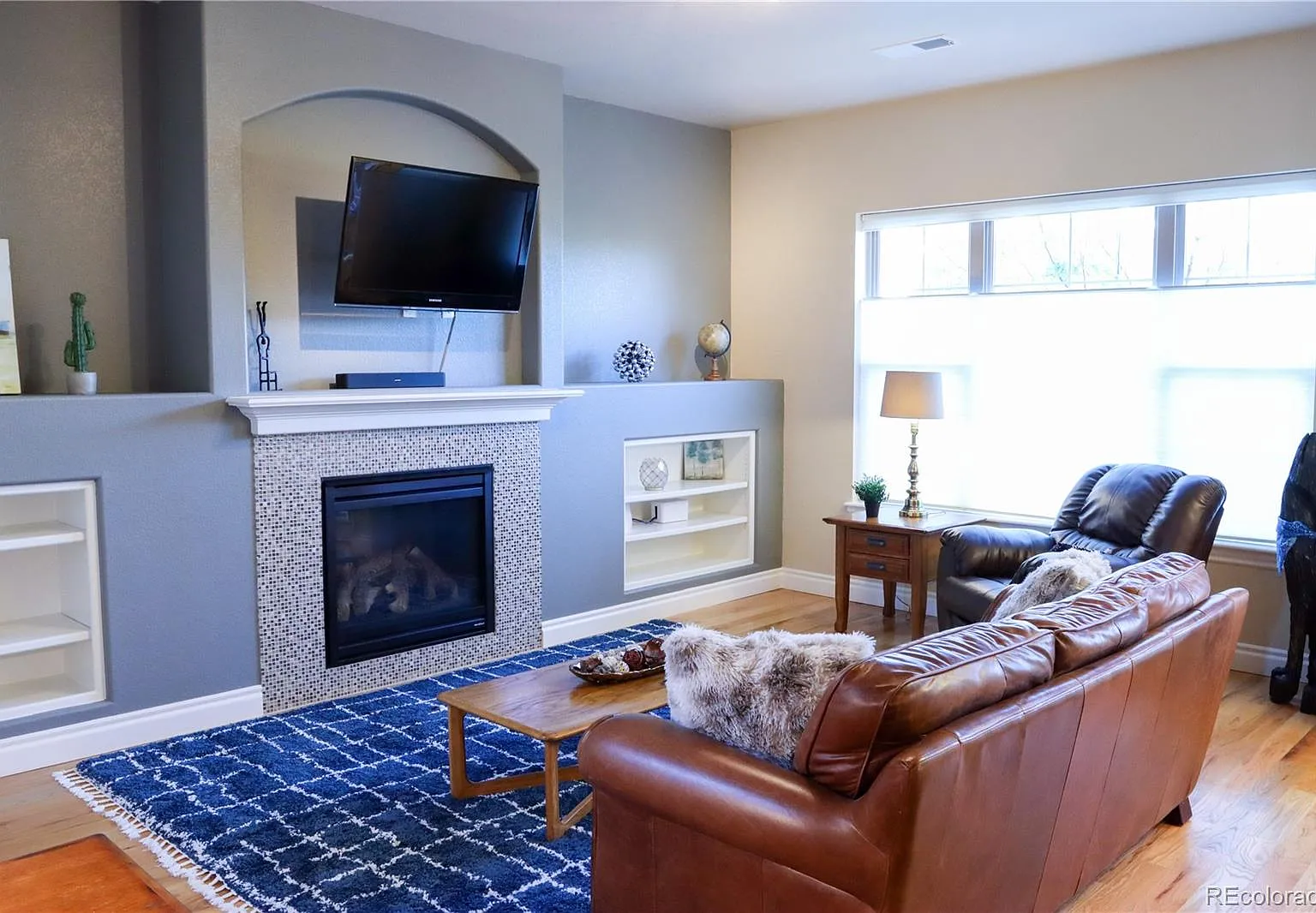 3 bed, 2.5 bath, 2262 sqft, $3,795 — Photo 4