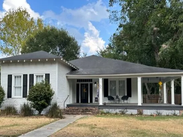 700 Oak Ave, Columbia, MS 39429