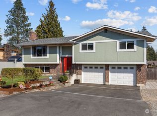 10823 23rd Dr SE, Everett, WA 98208