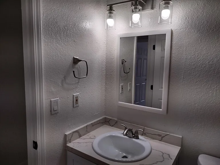 Hallway Bathroom -2