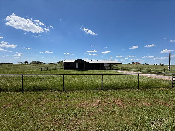 3rd image of 6151 Miller Rd