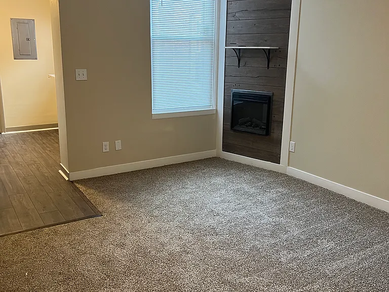 448 Bluff St #3 — Photo 2