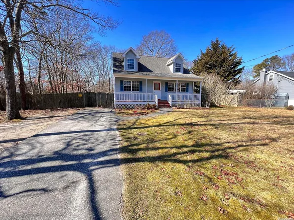 172 Madison Street, Mastic, NY 11950