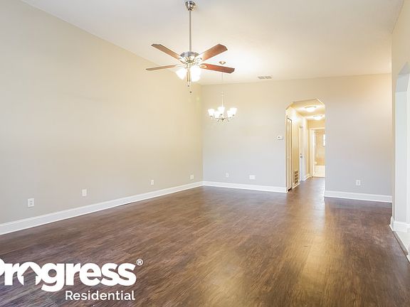 3rd image of 2841 Talladega Dr