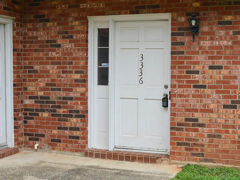 3336 Audubon Rd — Photo 3