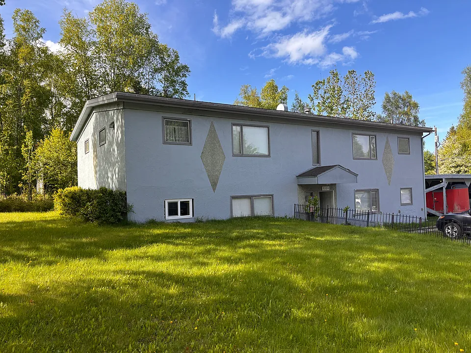 5324 Sharon St #1