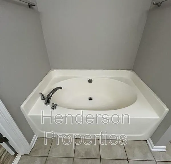 9032 Bishop Crest Ln — Photo 23