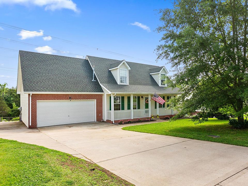 1st image of 941 Drum Ln
