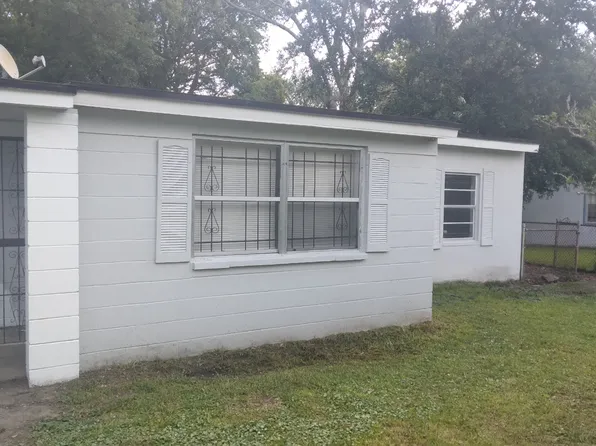 5823 Iris Blvd, Jacksonville, FL 32209