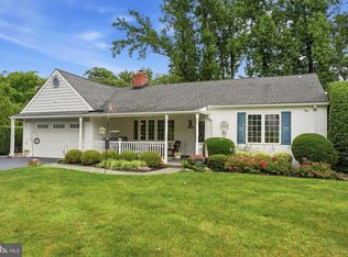 37 Brookside Dr, Feasterville, PA 19053