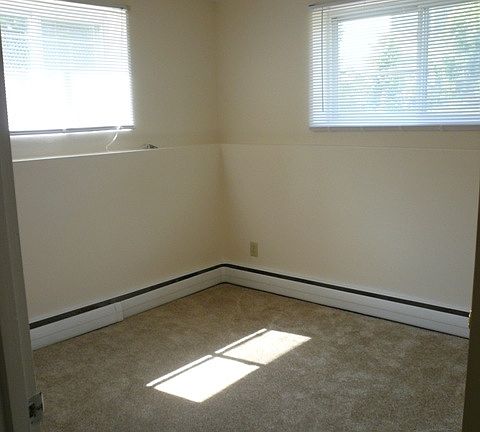 5th image of 185 Norwood Ave APT 103