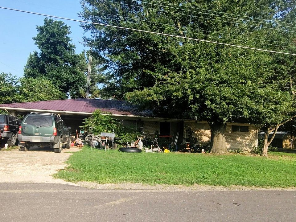 1st image of 317 S 2nd St