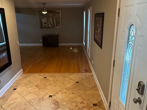 5th image of 8221 Meadowwood Ave