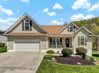 139 Flag Stone Way, Clinton, TN 37716