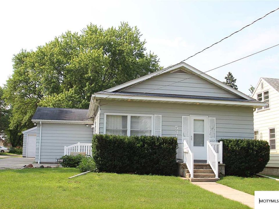 1st image of 531 13th St SE