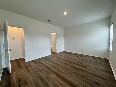 316 Wolf Springs Rd — Photo 10